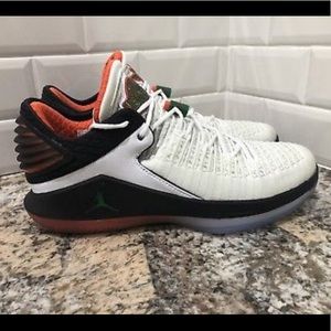 Air Jordan XXXII Gatorade